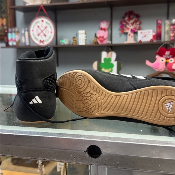 Adidas Tan Sole with Black Trim wrestling shoes - Picture 4 of 5